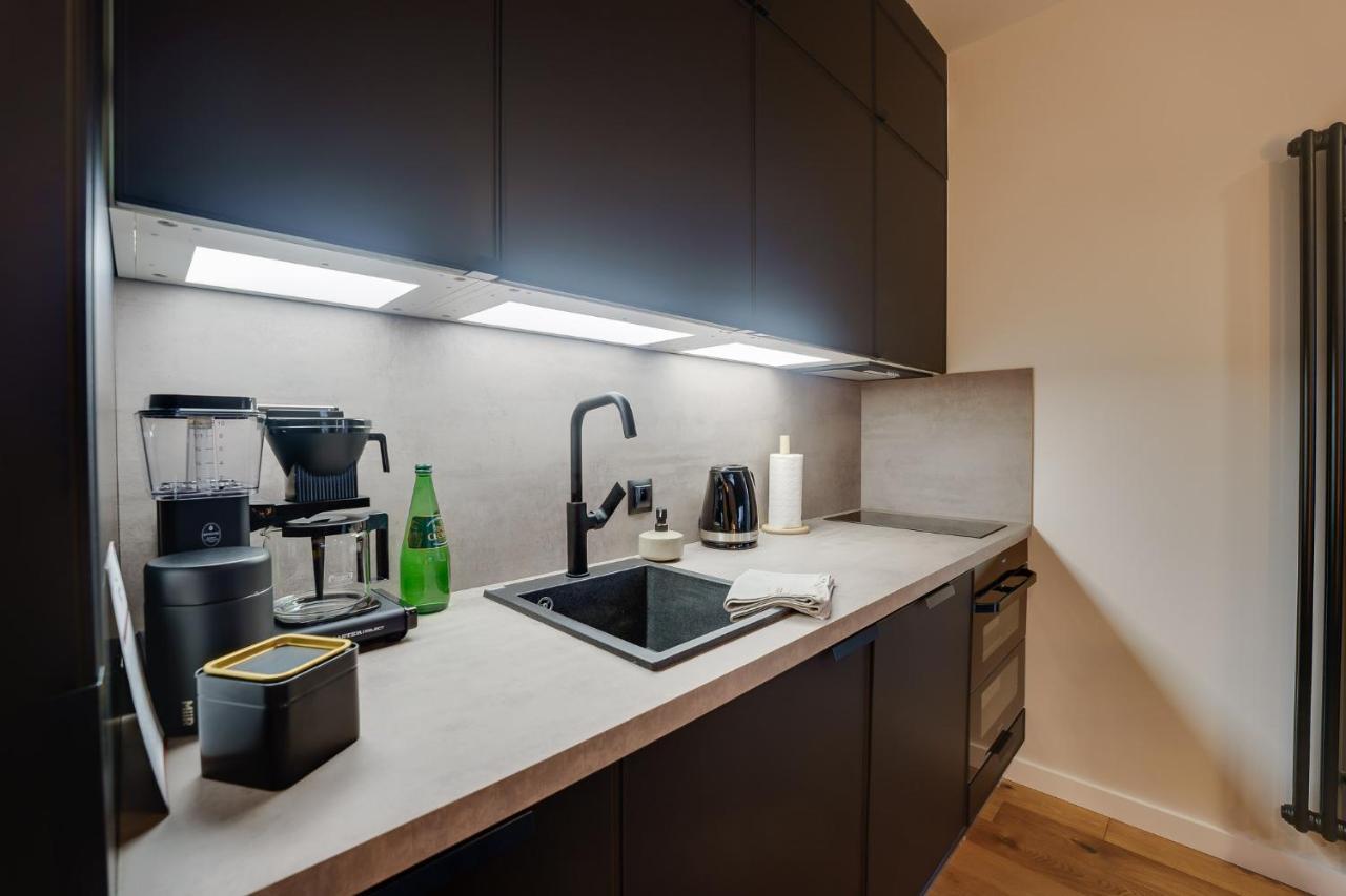 Apartament Deluxe Black Orchid Baltic Concept Dzwirzyno Exterior photo