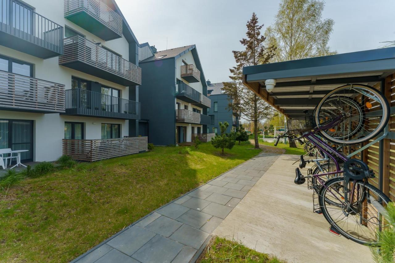 Apartament Deluxe Black Orchid Baltic Concept Dzwirzyno Exterior photo